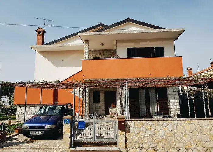 Grahovac * Ουμάγκ