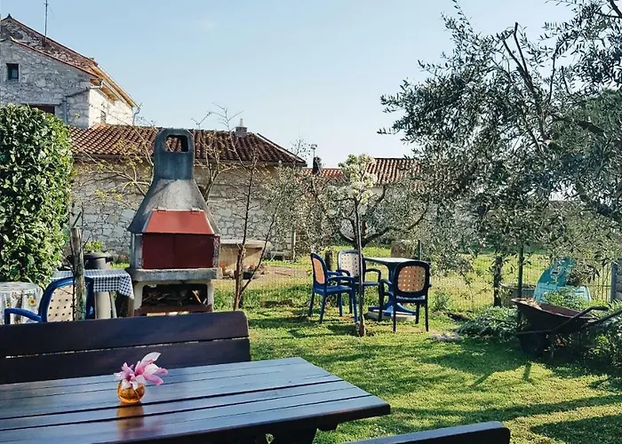 아파트 Grahovac 우마그